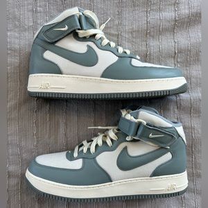 Nike Air Force 1 Mid ‘07 LX